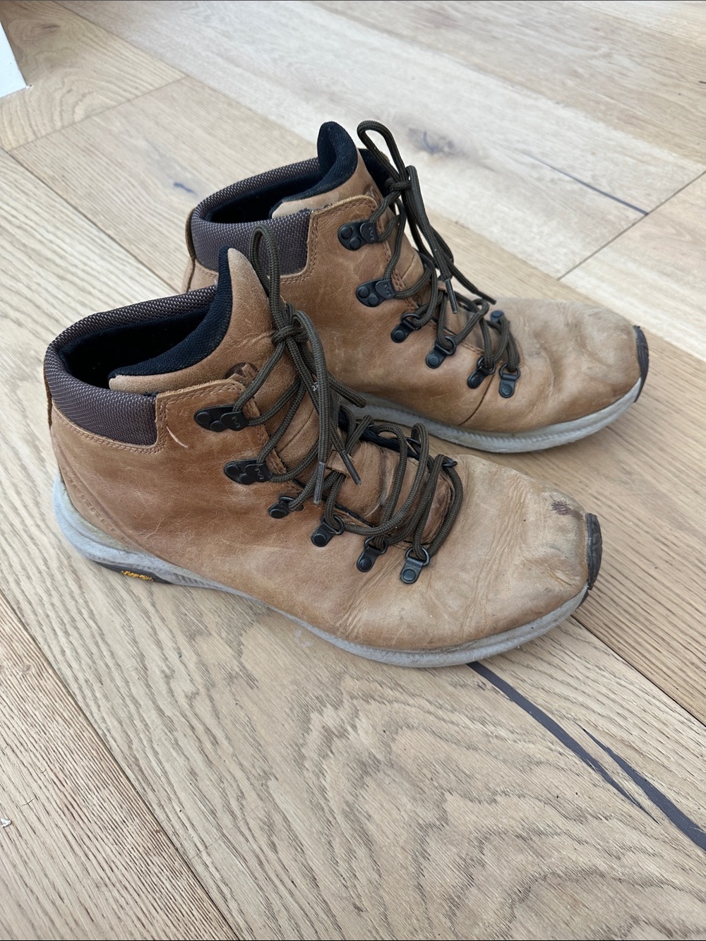 Merrell Tan Brown Leather Chukka Hiking Boots men’s 13